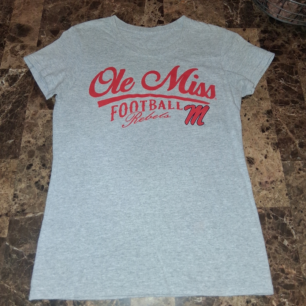 Gray and Red Women's Short Sleeve Tee